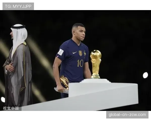 金靴奖得主姆巴佩:尽管个人闪耀,但仍遗憾错过冠军 金靴奖得主姆巴佩:尽管个人闪耀,但仍遗憾错过冠军